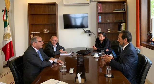 El Rector Alfonso Esparza se reúne con el embajador de México en India