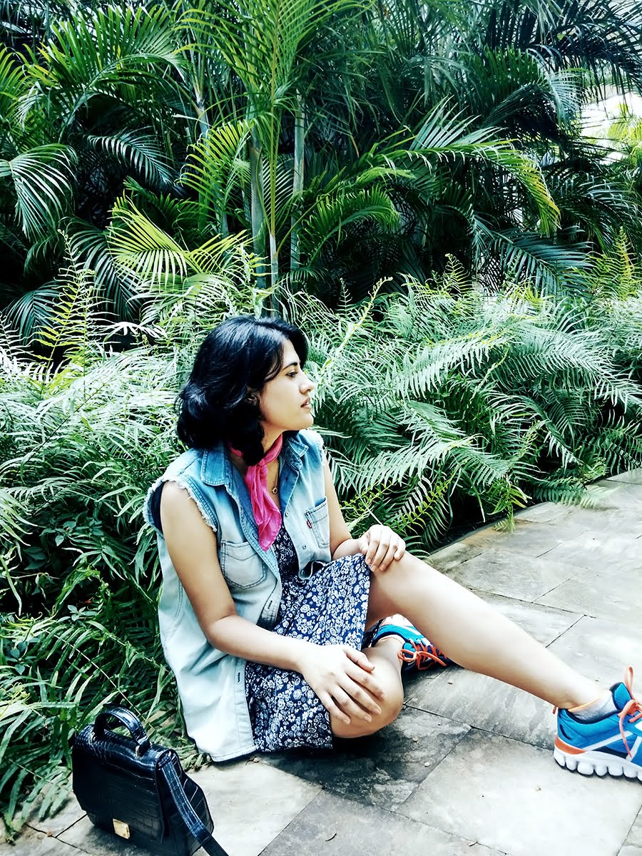 IN CORBETT NATIONAL PARK, INDIA | STYLE PANORAMA BY DHEERA JOSHI blue dress,levi's denim jacket ,pink scarf, reebok shoes ,style panorama