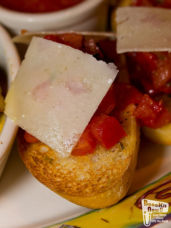 『樂活‧食記』 Romano's Macaroni Grill，羅曼諾義式餐廳＠台北市民生敦北商圈 Boookit 流行 攝影