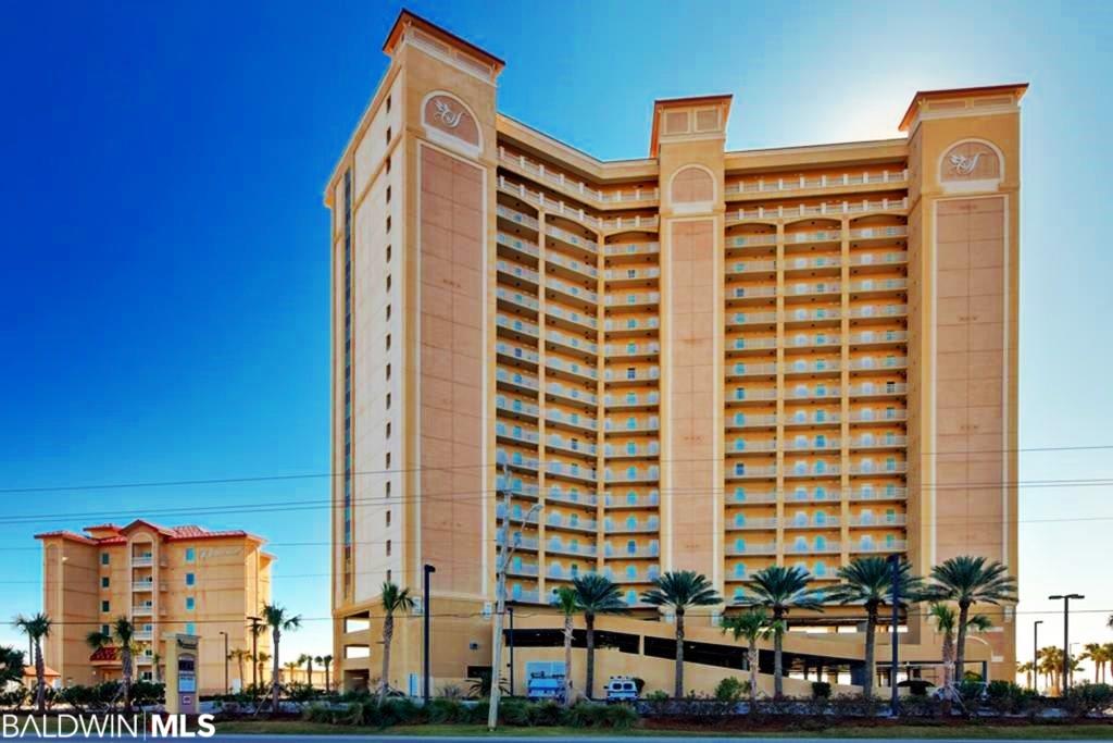 Beach Realty Seawind Condo, Gulf Shores Beach Vacation Rental