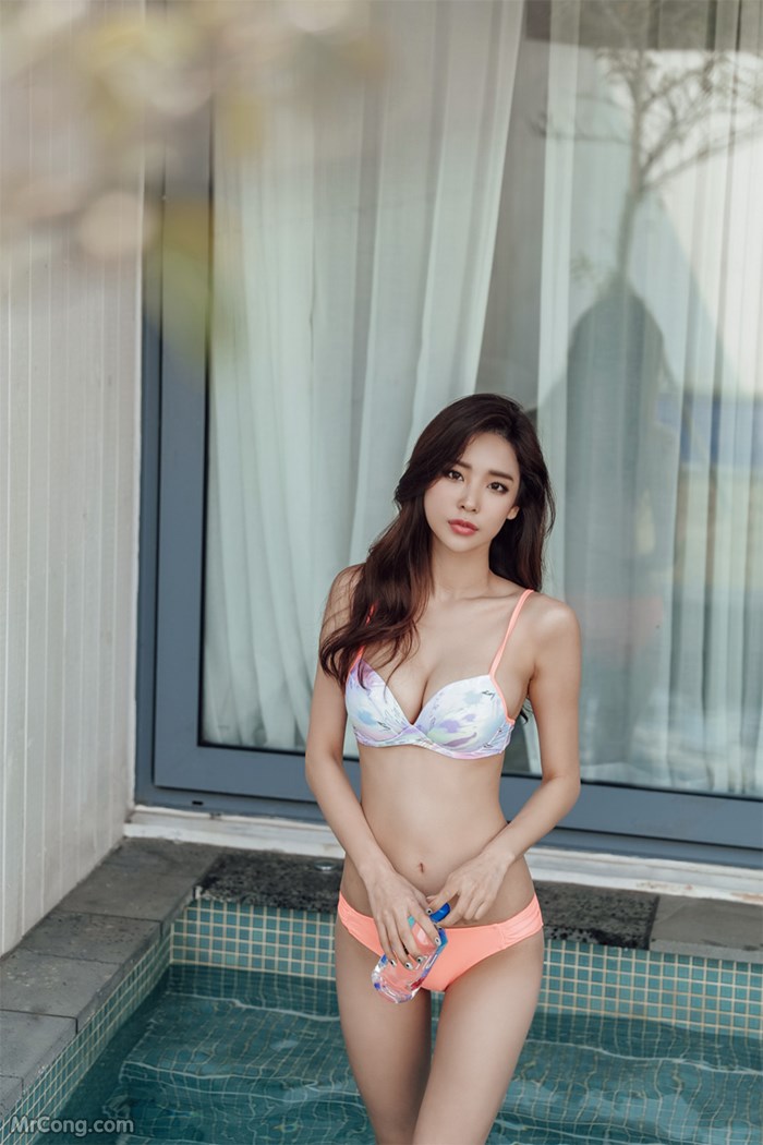 Beautiful Park Da Hyun in sexy lingerie fashion bikini, April 2017 (220 photos) photo 3-9