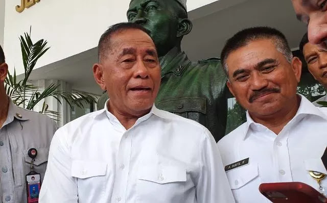 Ryamizard: Besok Saya Serahkan Tugas ke Teman Saya, Dia Calon Presiden Ryamizard: Besok Saya Serahkan Tugas ke Teman Saya, Dia Calon Presiden