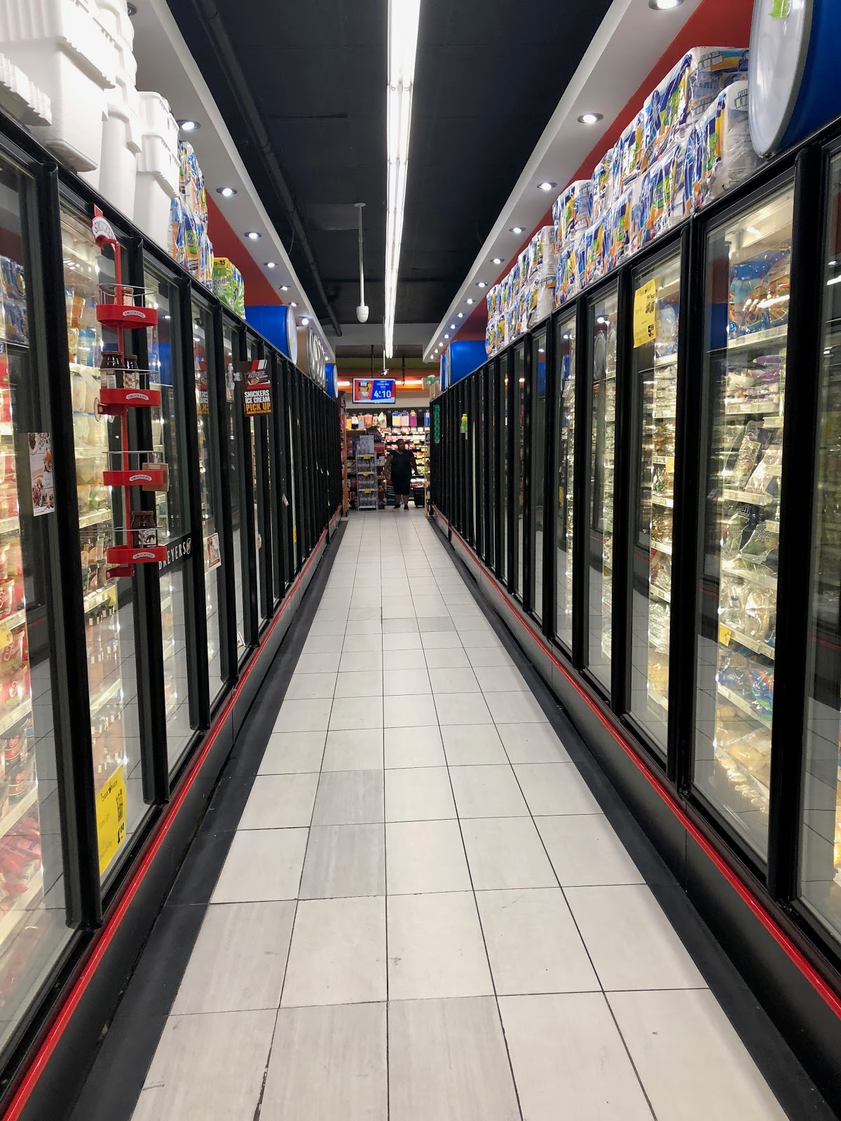 TOUR Cherry Valley Marketplace East New York, Brooklyn, NY