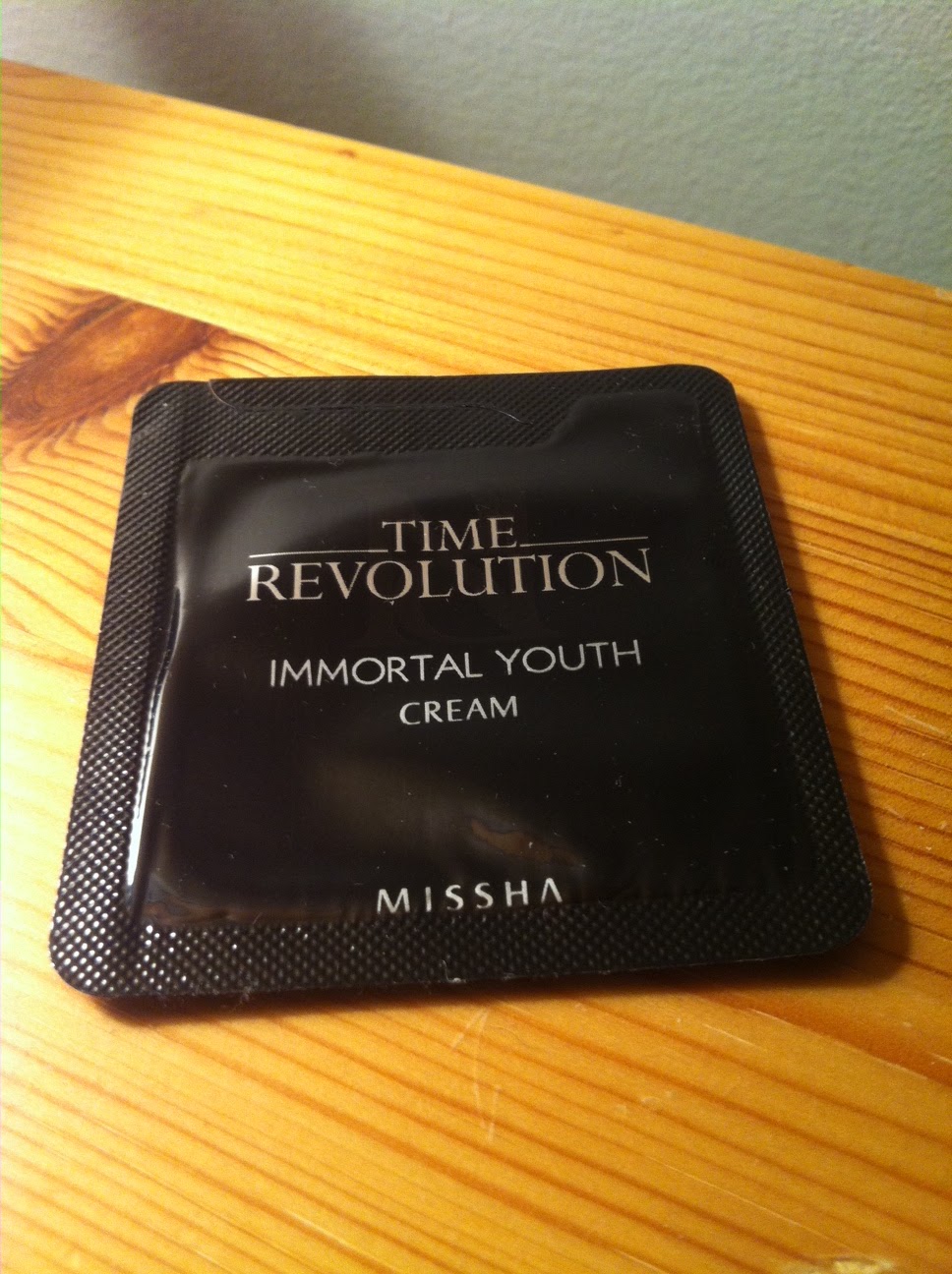 MISSHA TIME REVOLUTION IMMORTAL YOUTH Essence 2X 50ml