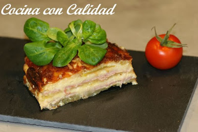 Pastel de calabacín, jamón y queso