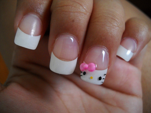 Cute Hello Kitty Nail Art for Short Nails - wide 7
