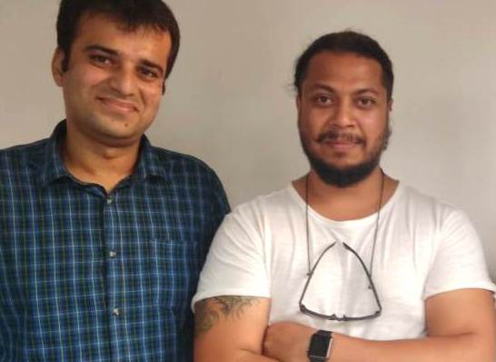 Film Critic Murtaza Ali Khan with Director Deb Medhekar With the director of Bioscopewala, Deb Medhekar, at the Film Division Auditorium