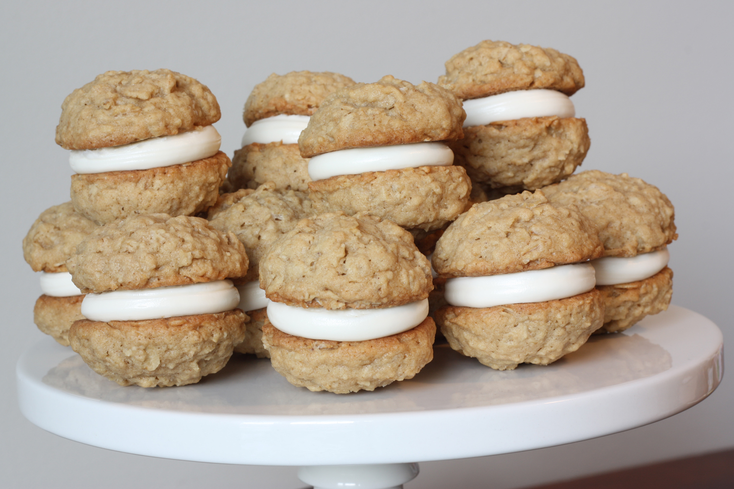 That Winsome Girl Oatmeal Creme Pies