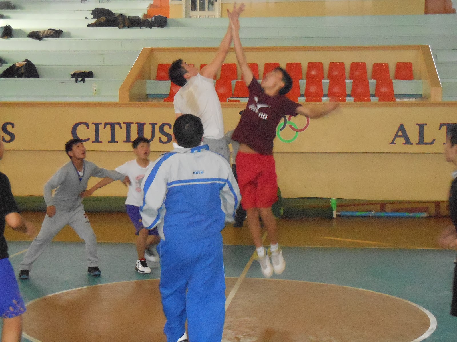 Journolia: A journal of life in Mongolia.: Basketball Season Begins