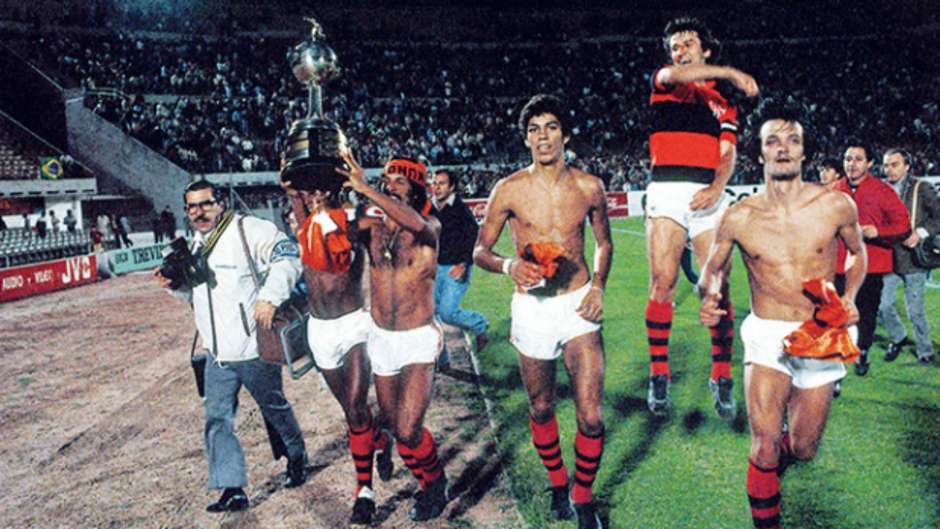 Time do Flamengo pra Dream League Soccer 2019!  Time do flamengo, Real  madrid time, Kits de futebol