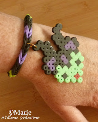 Easy Rainbow Loom Bracelet with Perler Beads - Dabbles & Babbles