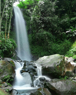 6 Air terjun yang berada di kawasan Pacet Mojokerto