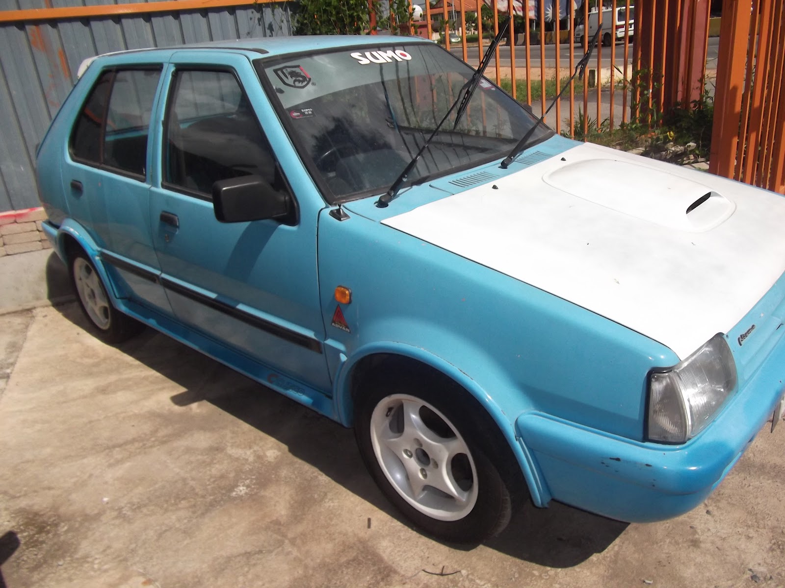 Nissan march k10