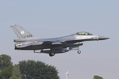 Dutch F16 special tail