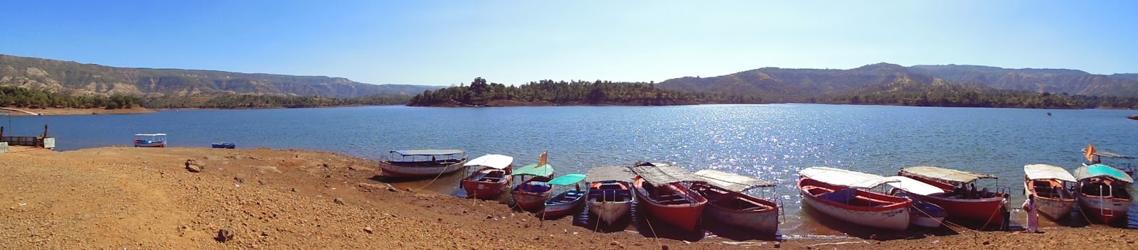 A short ride to tapola - Mini Kashmir of Maharashtra