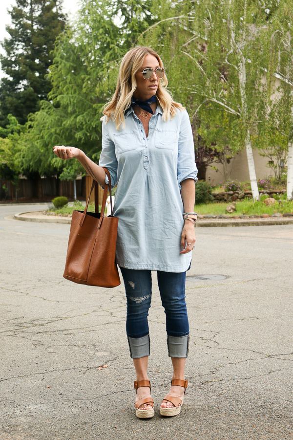 how to wear head to toe denim layered denim jean on jean spring style