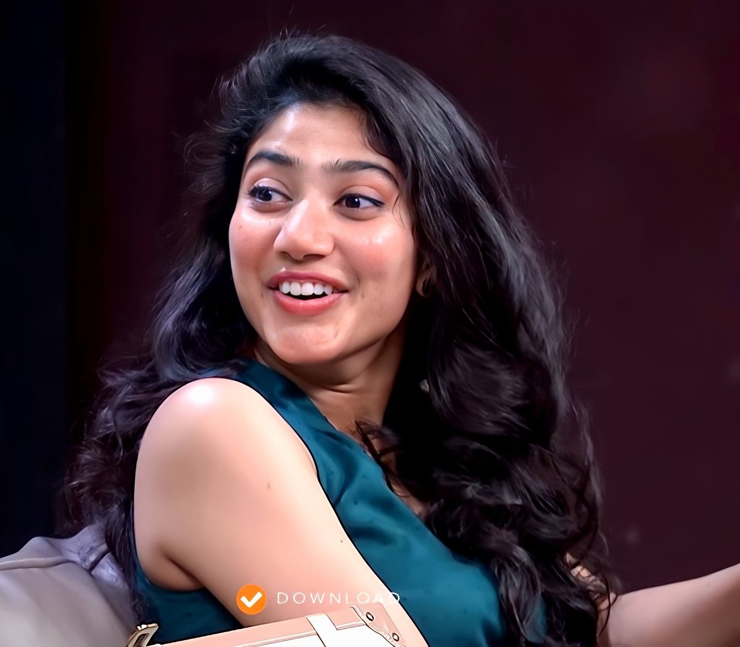 Sai Pallavi on No 1 Yaari Show with Love Stroy Team