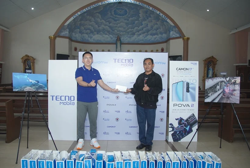 TECNO Mobile Donates Cash and Smartphones to Local Community Heroes