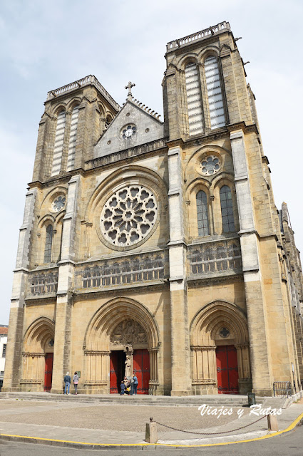 Iglesia de Saint André, Bayona