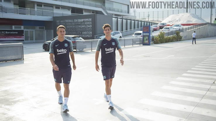 barcelona black training kit