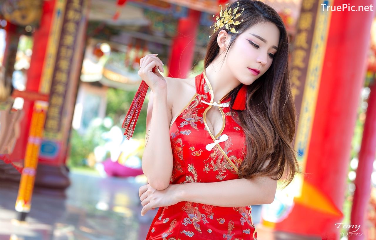 Image-Thailand-Hot-Model-Janet-Kanokwan-Saesim-Sexy-Chinese-Girl-Red-Dress-Traditional-TruePic.net- Picture-21
