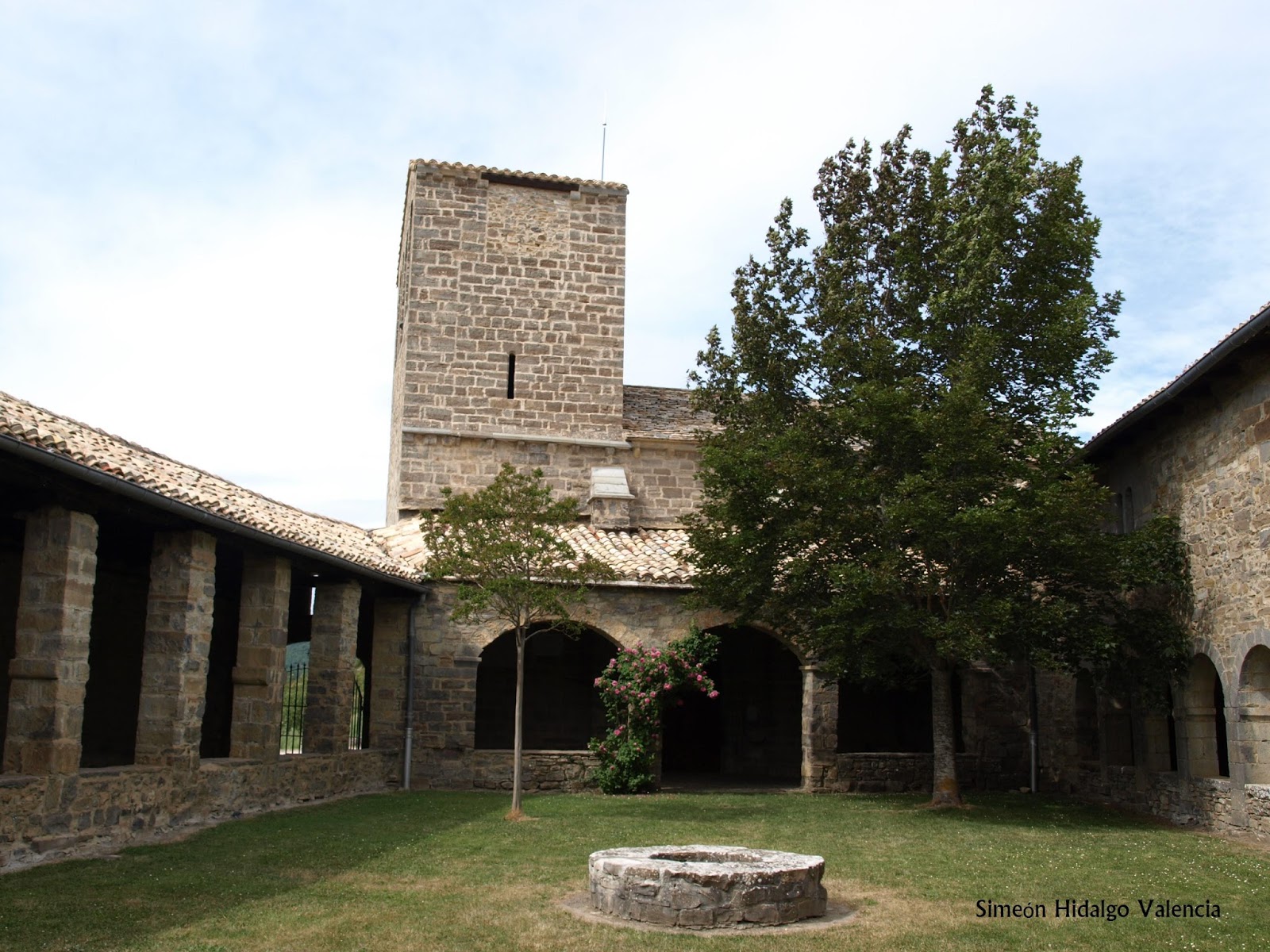 EL BLOG DE SIMEÓN HIDALGO LA ESPADAÑA DE SANTA FE DE URRAÚL ALTO NAVARRA