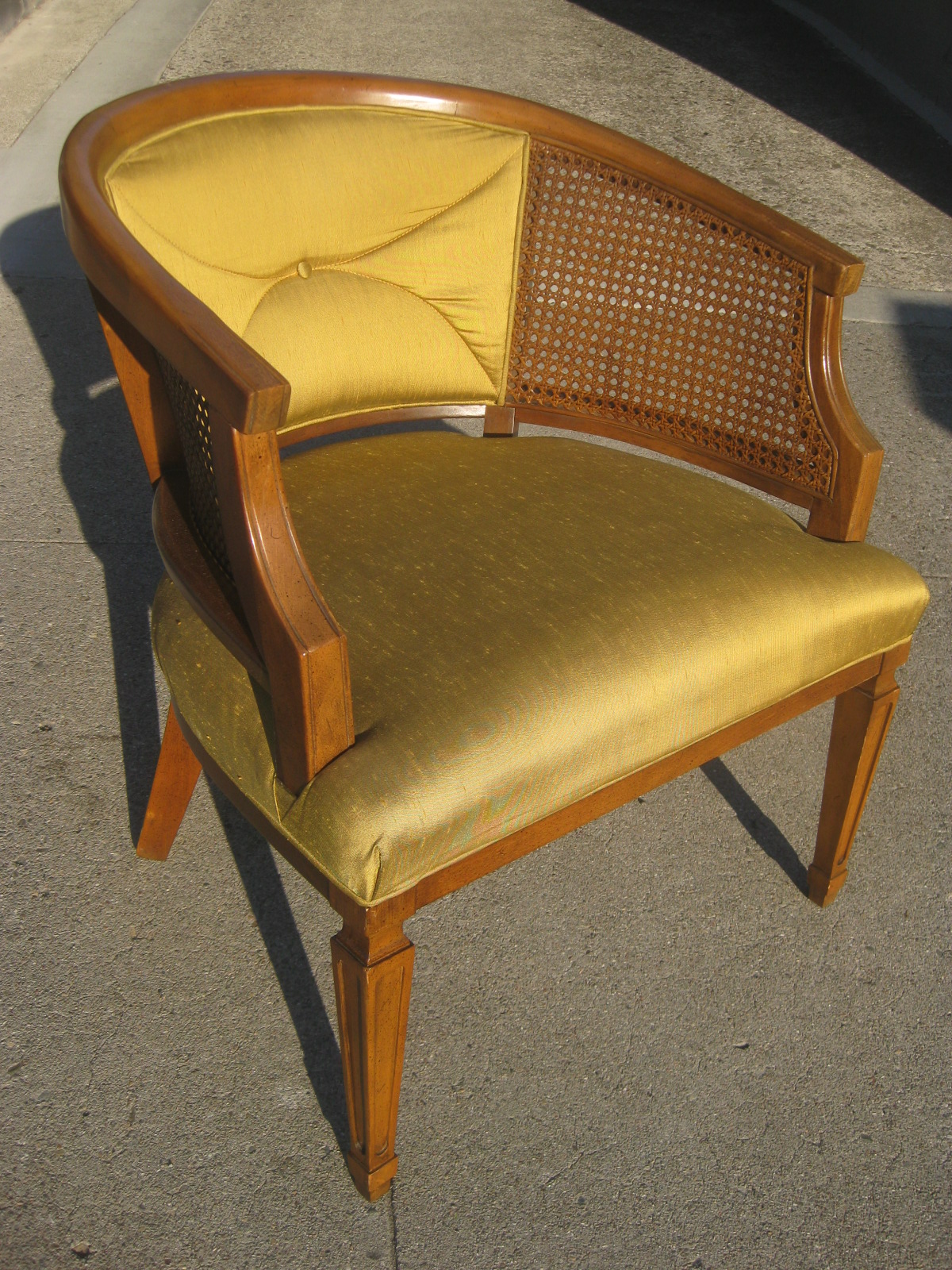 UHURU FURNITURE & COLLECTIBLES SOLD Occasional Chair 50