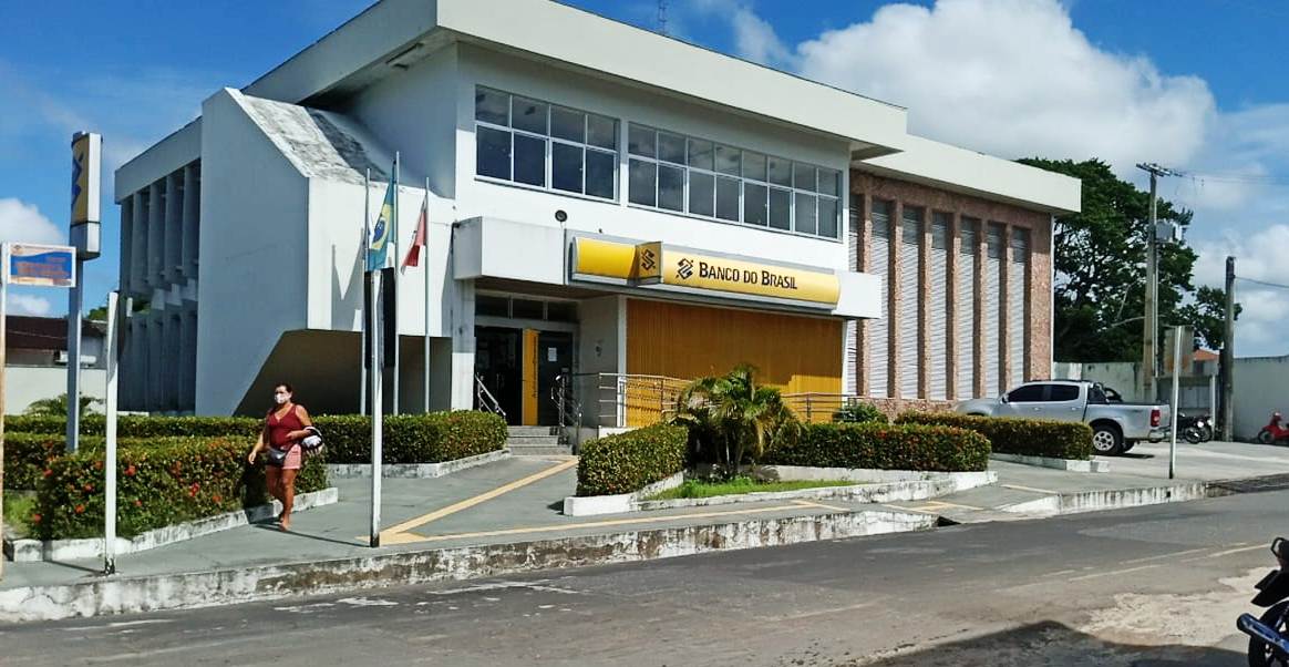 Infecção generalizada por covid-19 de bancários obriga banco a fechar agência em Oriximiná