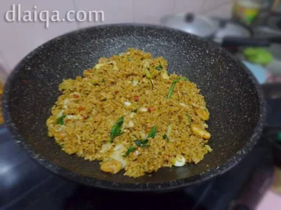 nasi goreng telah matang