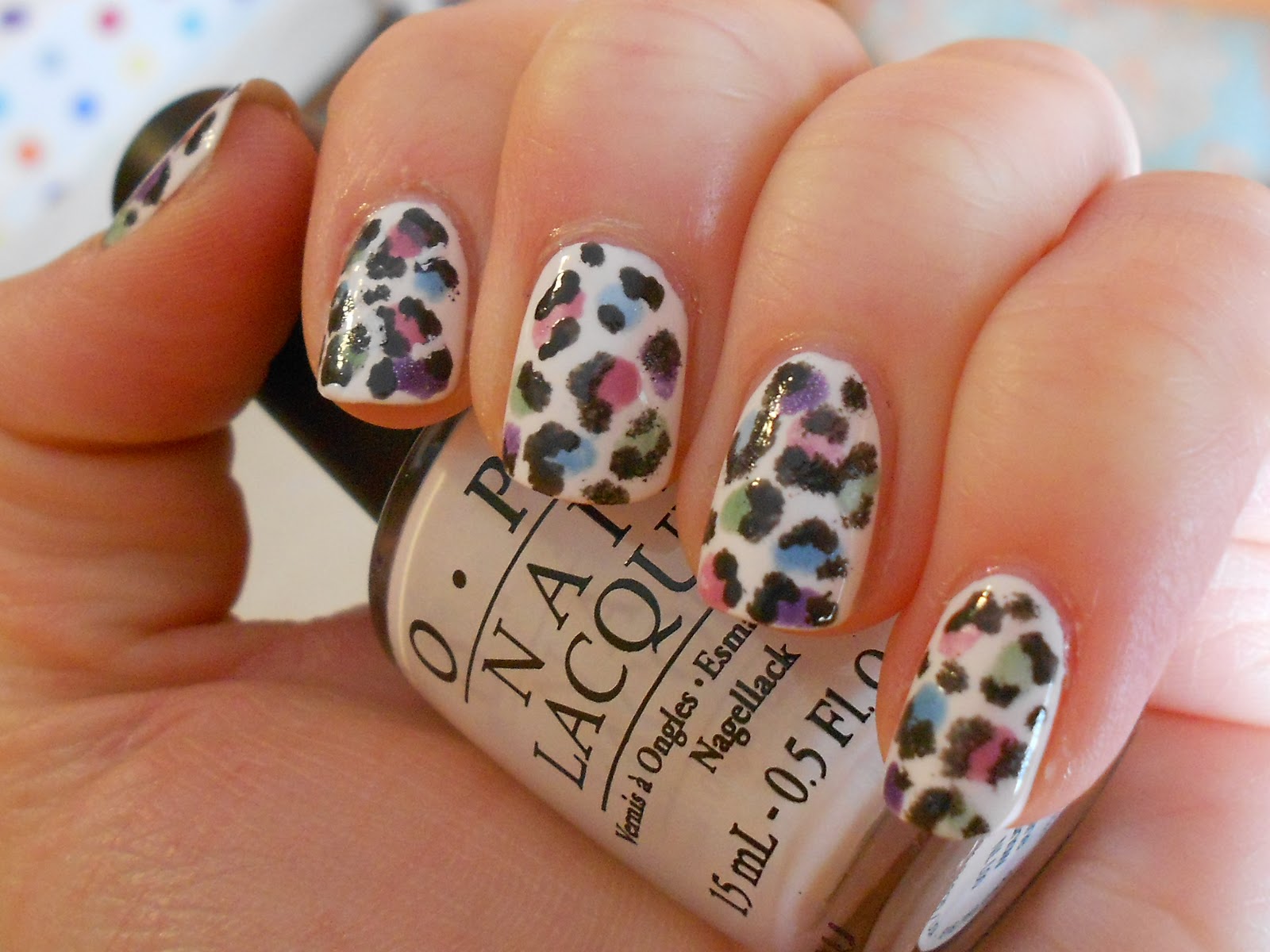 Bandie Cat: Pastel cheetah nail art...