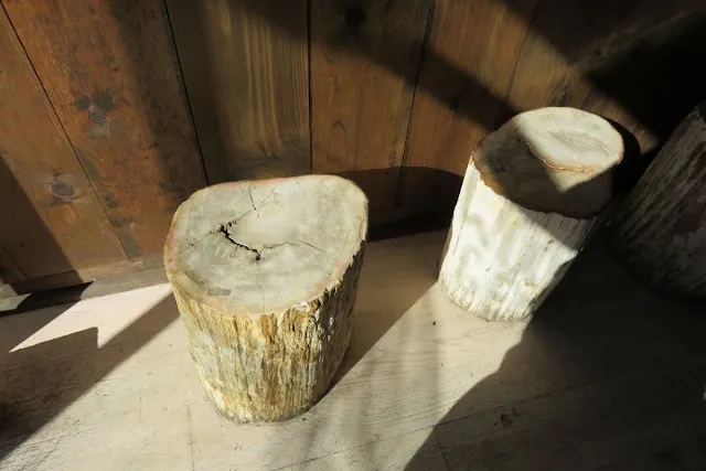 High Line Coffee: Log stools at Woodstock General in New York City