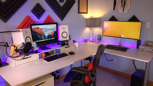 YouTuber Desk Setup