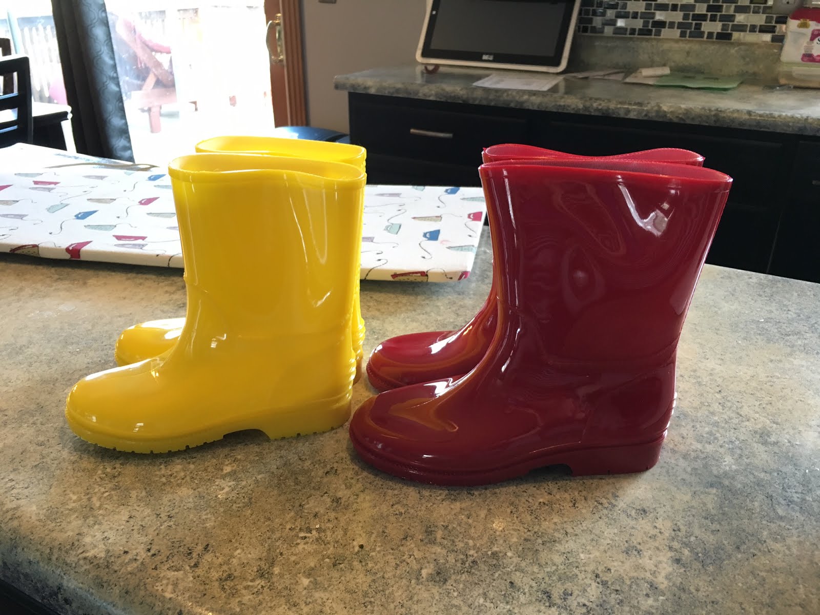 Life as a Spencer...: Superhero boots are here!