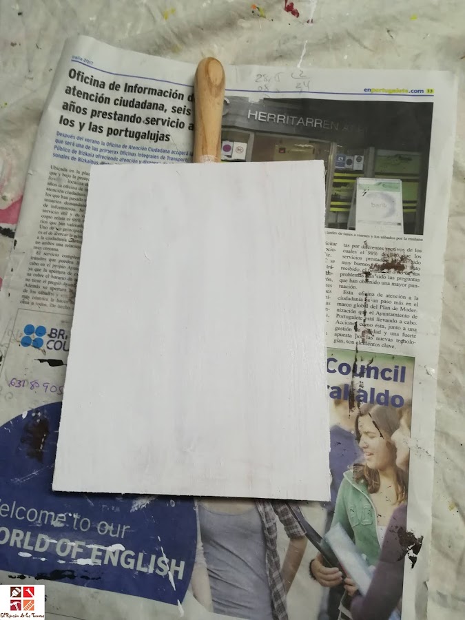 tabla de madera con decoupage