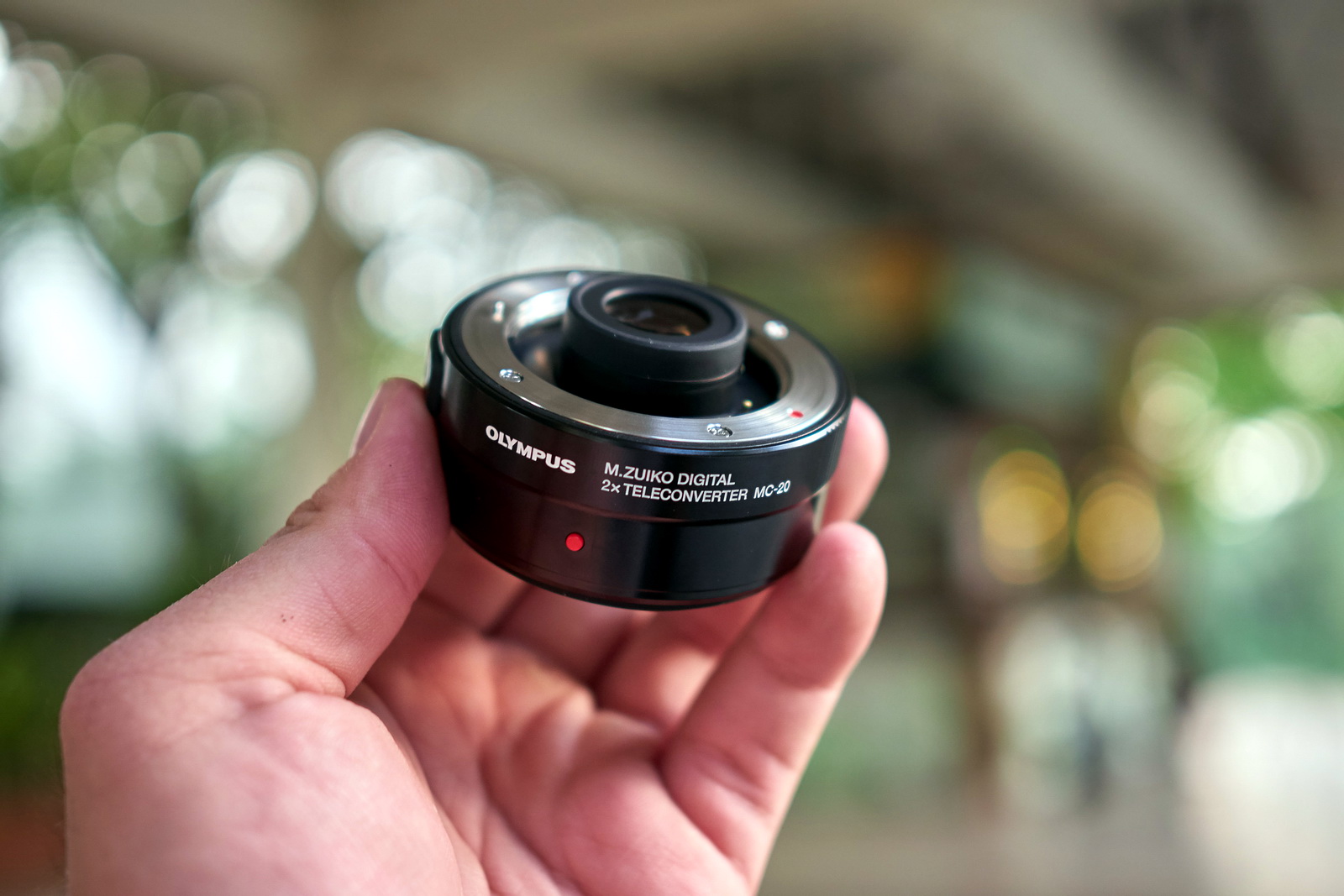 ROBIN WONG Olympus MC-20 2X Teleconverter Lens Hands On  Impression