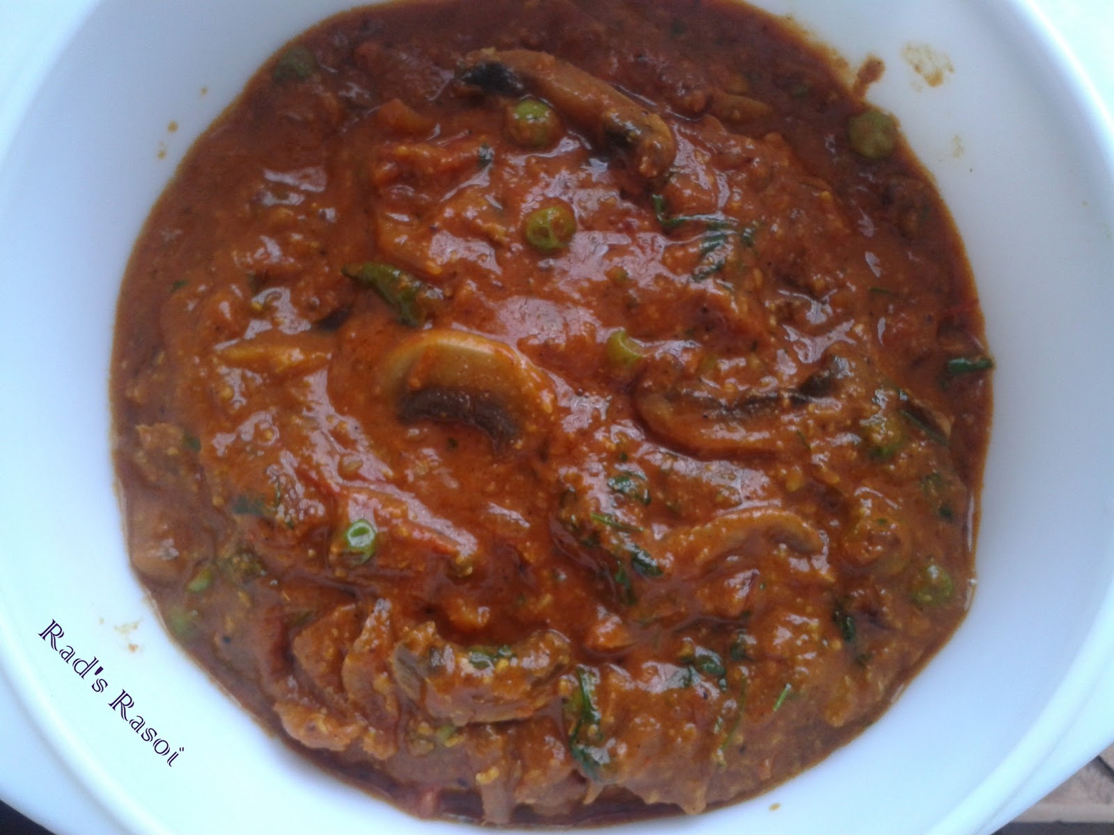 Sabji Miloni Rad's Rasoi: Miloni Matar Mushroom