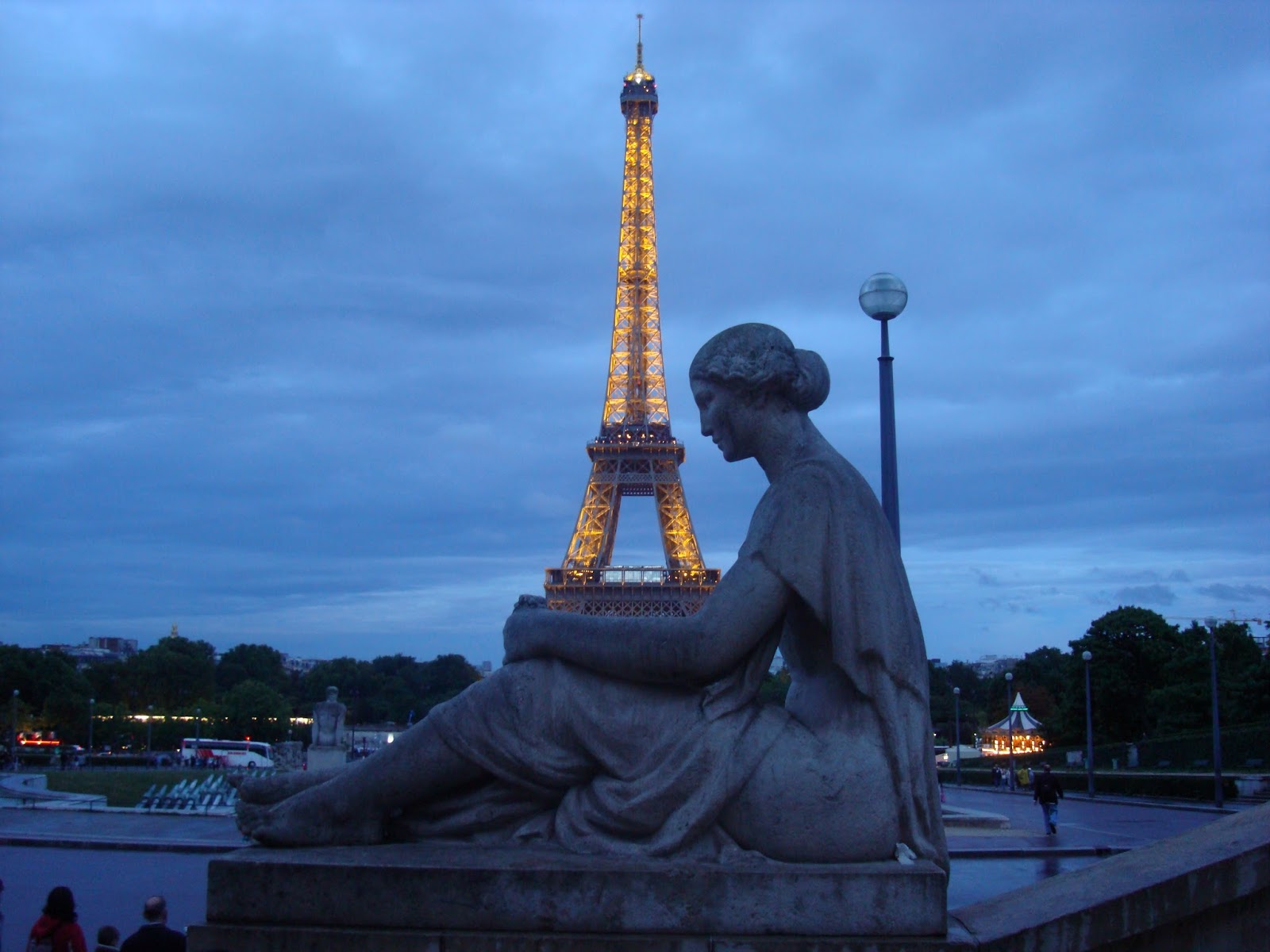 Прогулки по парижу