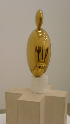 3. Brancusi. Negresa blonda