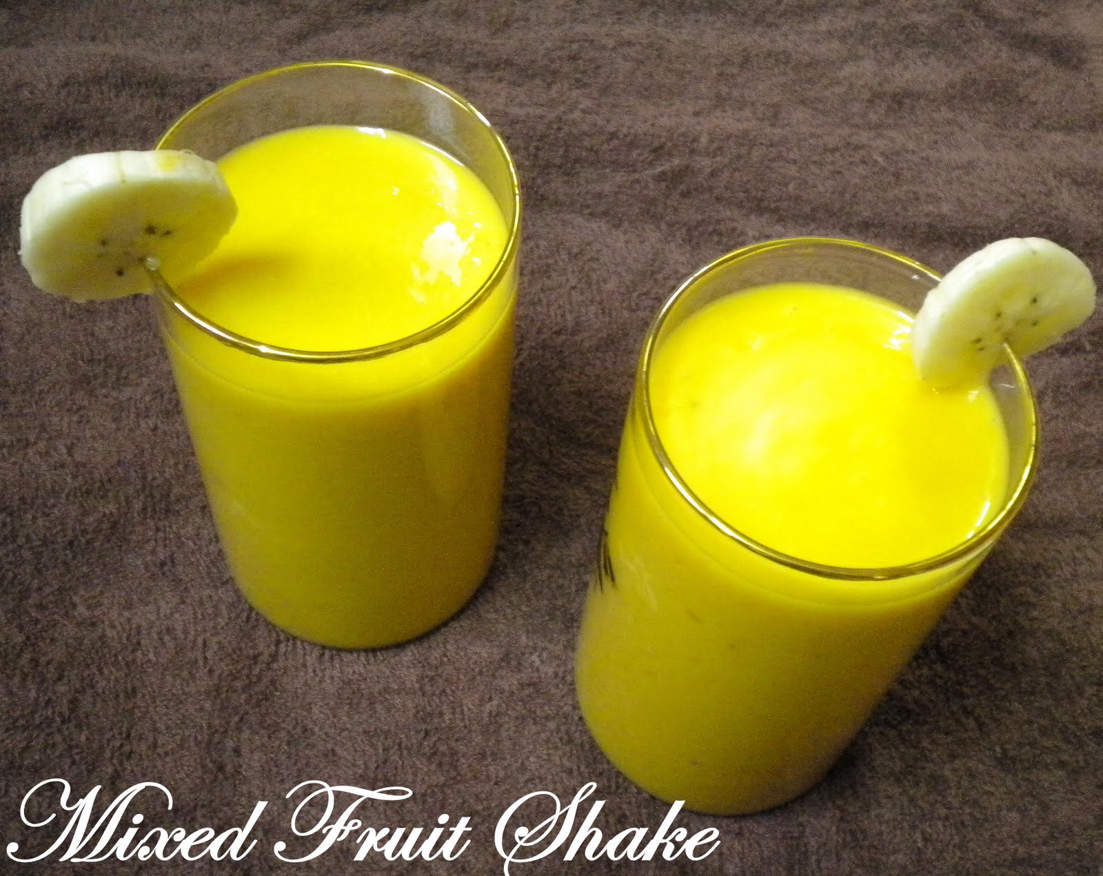 Palakkad Chamayal Mixed Fruit Milkshake