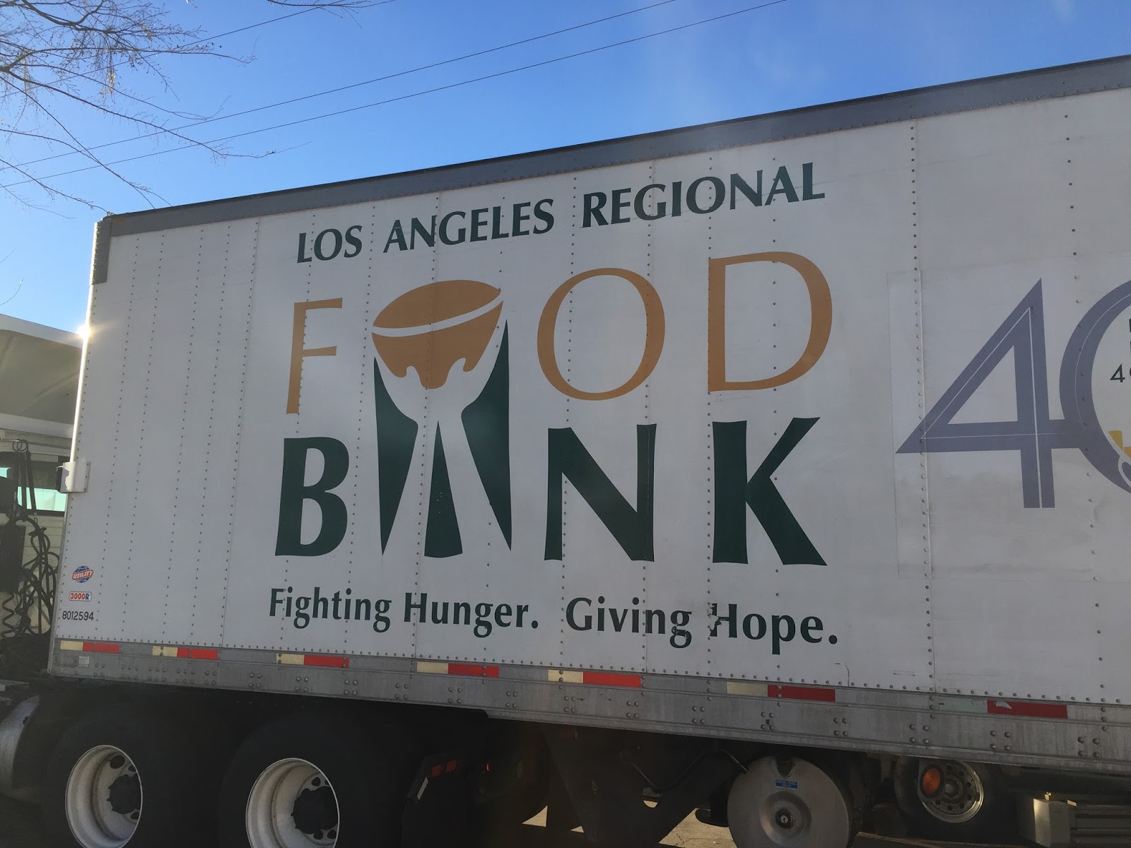 los-angeles-times-pressmens-20-year-club-food-pantry-open-today-11am
