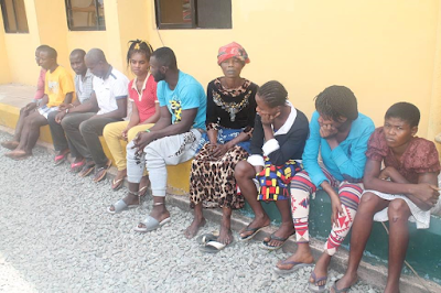2aa Photos: Abia police arrest suspected female child trafficker and others, rescue six-year-old kidnapped victim