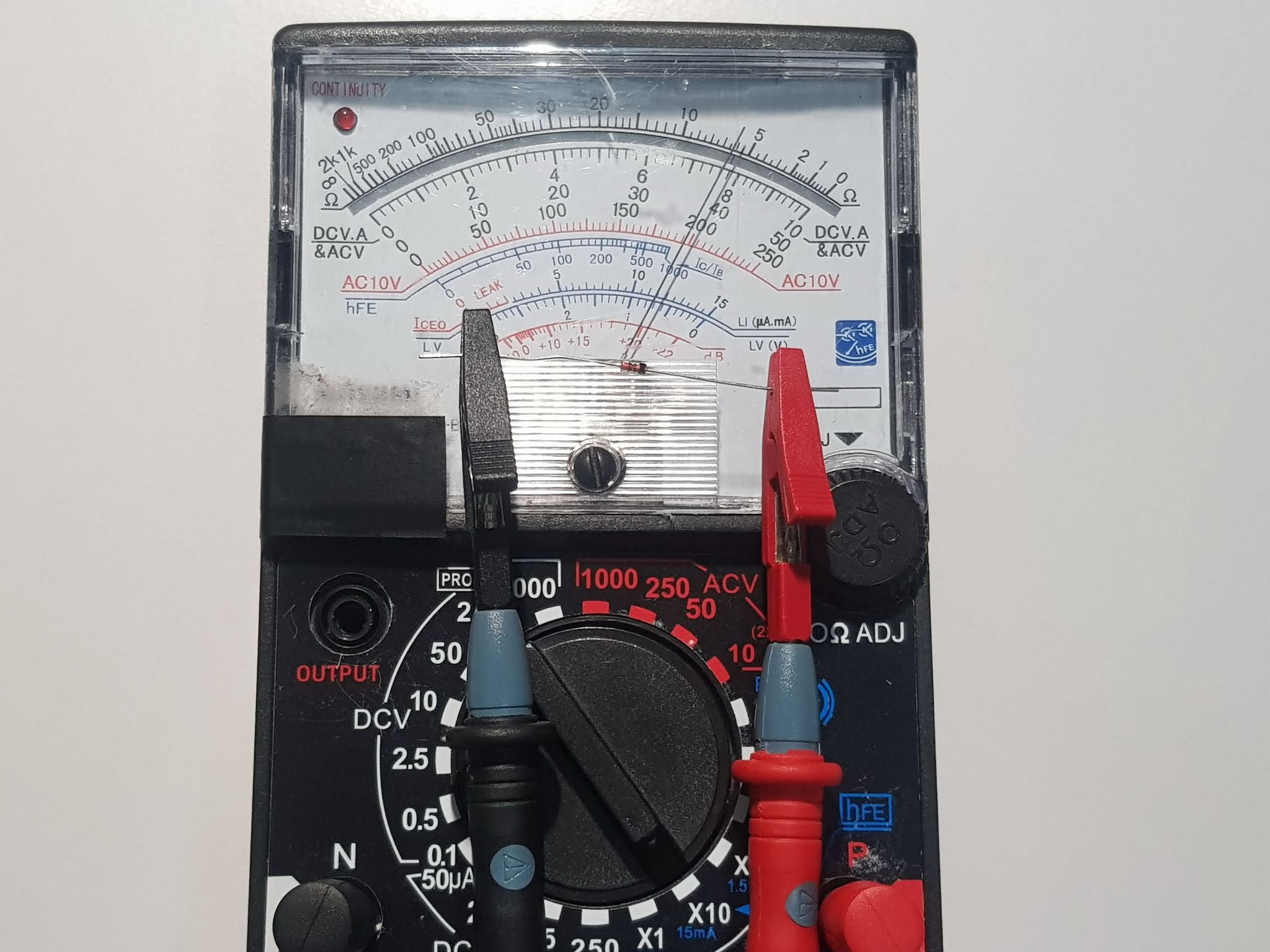 30 Multimeter use how to test electronic device with a multimeter