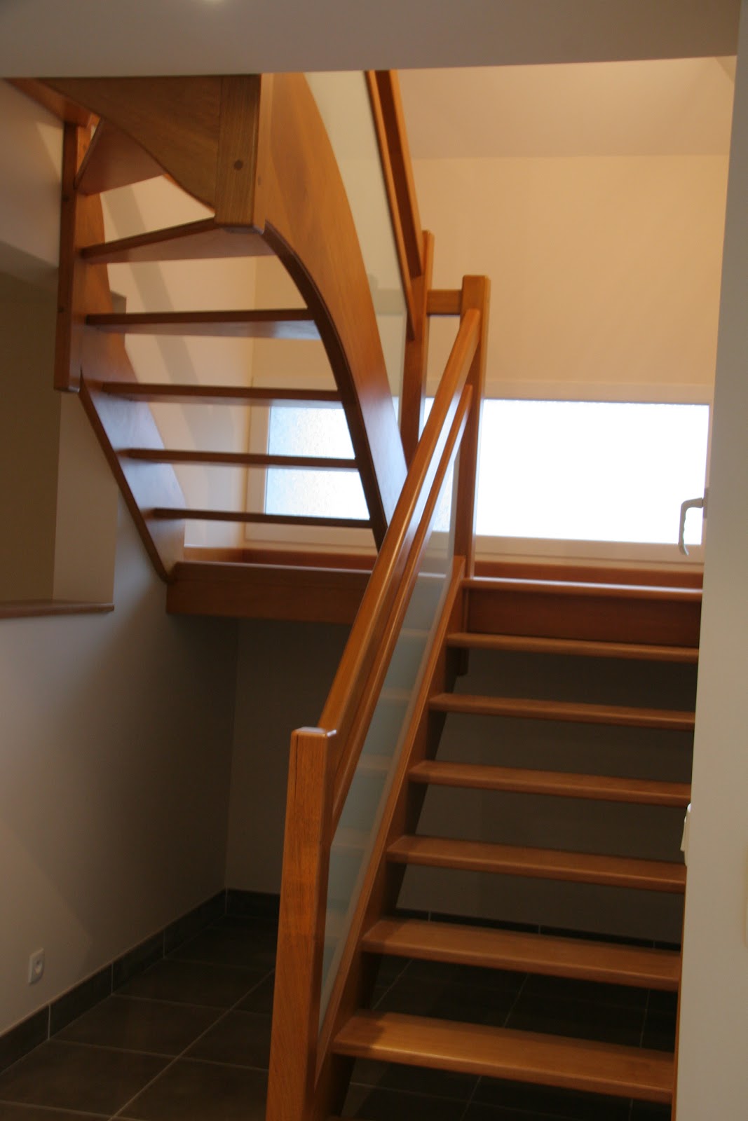 Escaliersbois64800 Escalier avec palier intermaidiaire