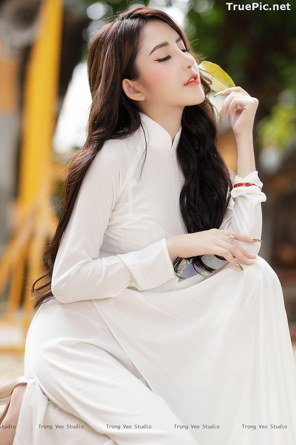 Image The Beauty of Vietnamese Girls with Traditional Dress (Ao Dai) #3 - TruePic.net - Picture-26