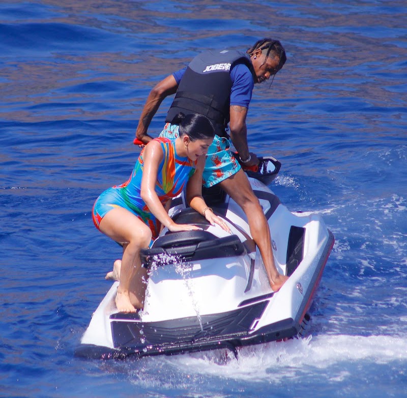 Kylie Jennern and Travis Scott on a Jet Ski in Positano 10 Aug-2019