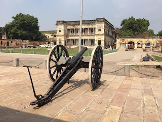 Ramnagar Fort-Astronomical Clock-Varanasi Day Trip-Har Har Bomkesh Shooting Place