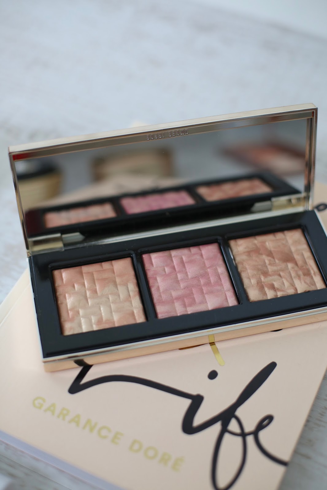 bobbi to glow highlighting trio