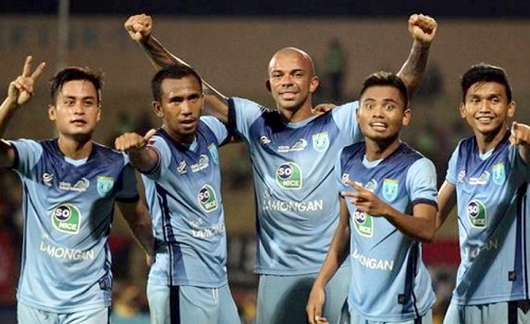 Sikat PS Tira, Persela Panaskan Papan Atas Klasemen Liga 1 2018 