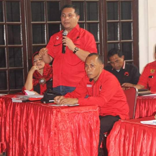 Rosmansyah dan Armen Margolang Rosmansyah dan Armen Margolang