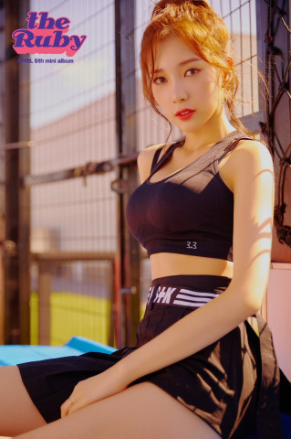 스포츠 브랜드 광고 모델된줄 알았다는 여돌.jpg | 인스티즈